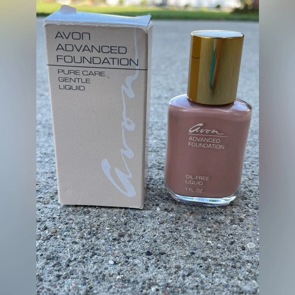 Avon Vintage Pure Care Gentle Advanced Foundation Blush Color NEW Vintage